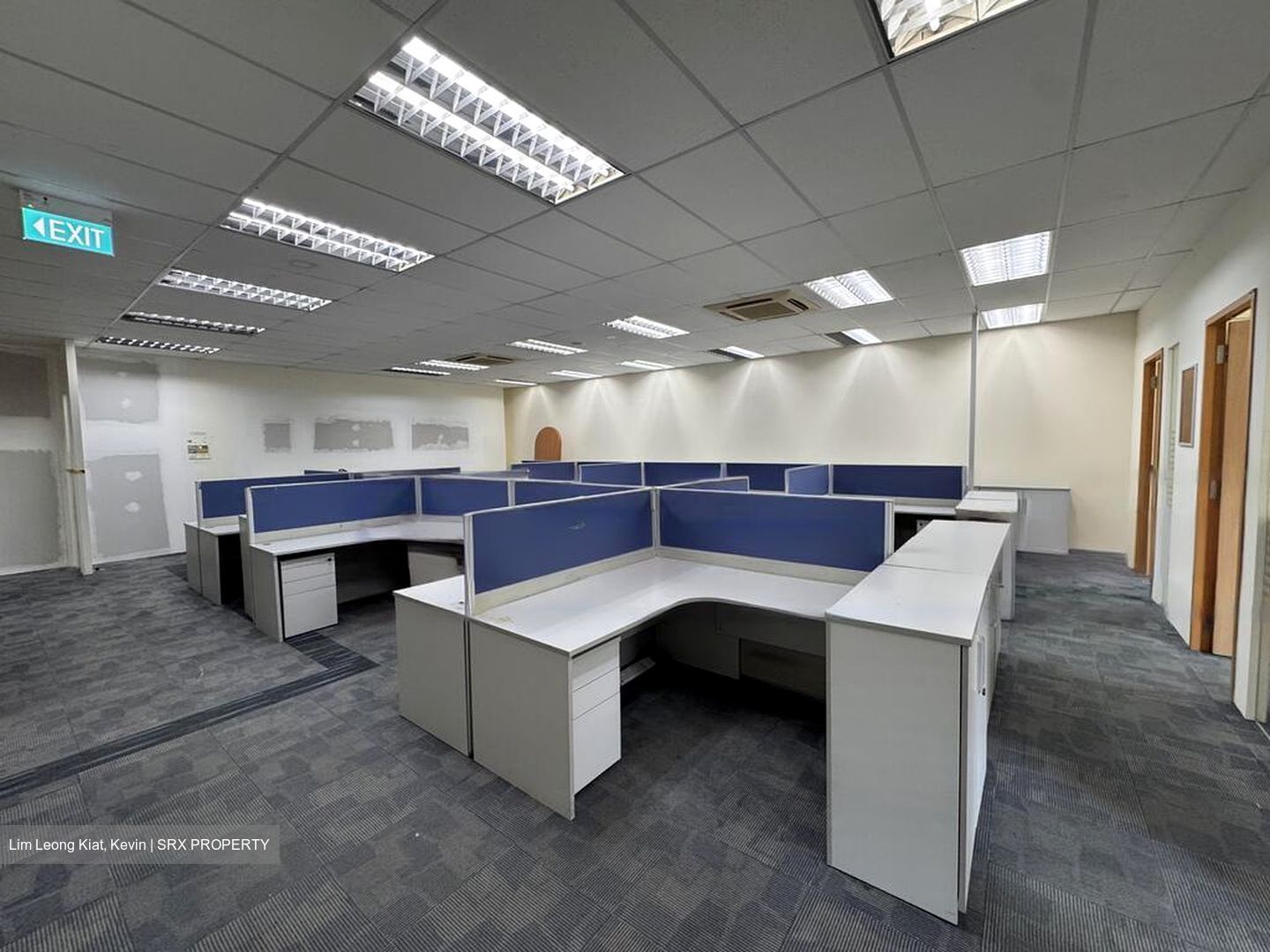 Labrador Villa Road (D5), Office #460065821